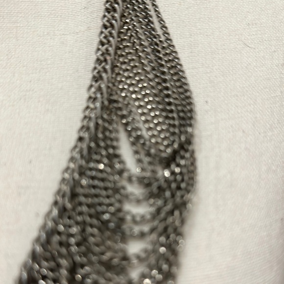 Elegant Silver Chain Necklace - Picture 3 of 5